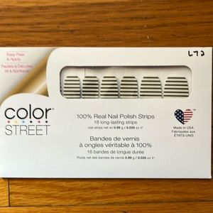 Color Street Between the Lines